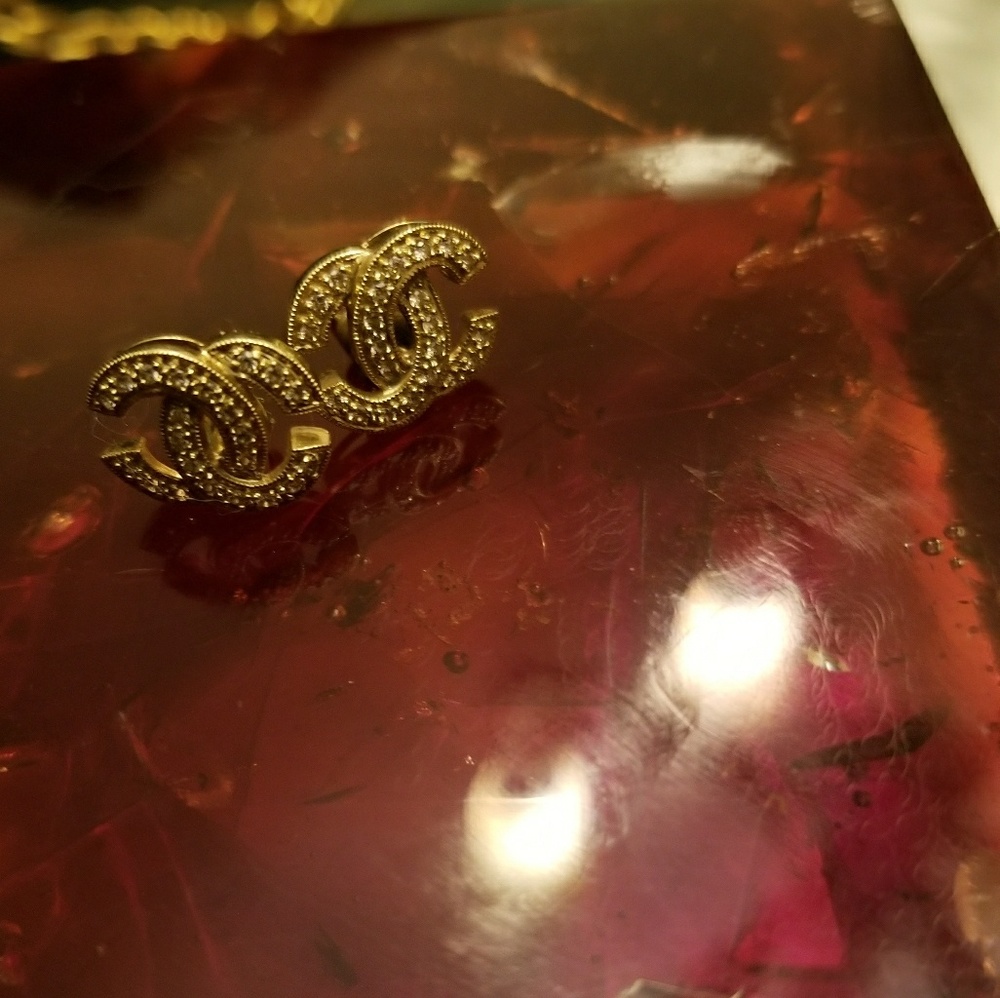 CHANEL 14k earrings